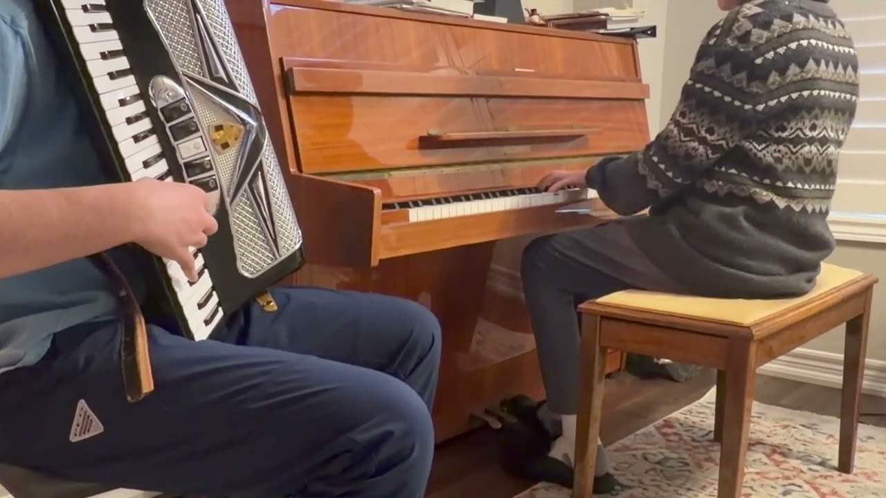 Blue Handkerchief/Синий платочек On Accordion 🪗 🎼🎶🎵#accordion #music #musician #ww2music