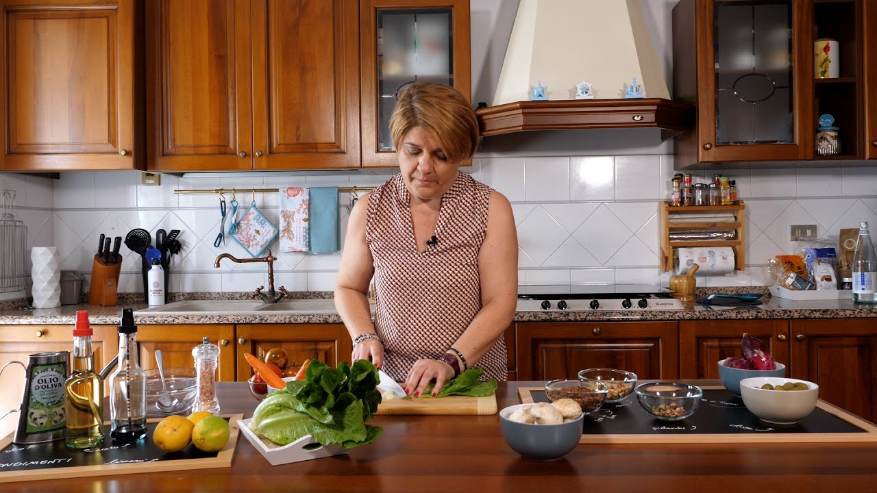 Perchè mangiare la verdura cruda prima dei pasti?