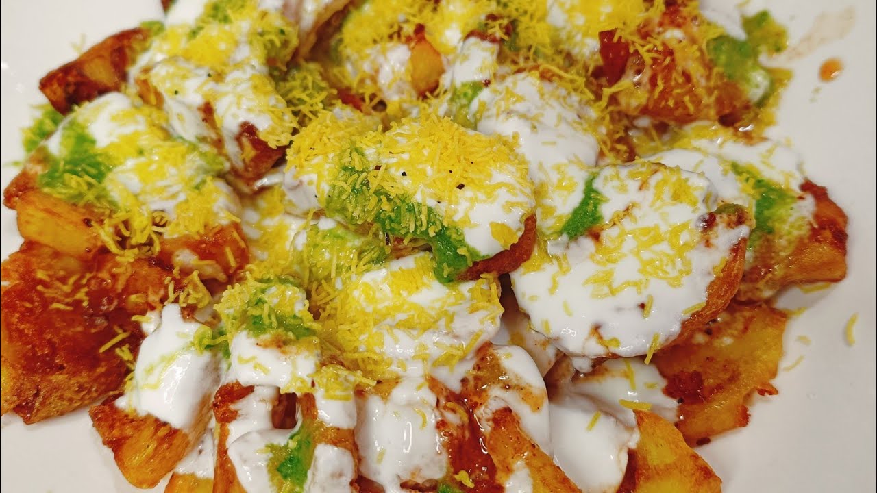 Chatpati Aloo Chaat recipe | Quick and Easy Aloo Chaat Recipe| Cook with Falku 