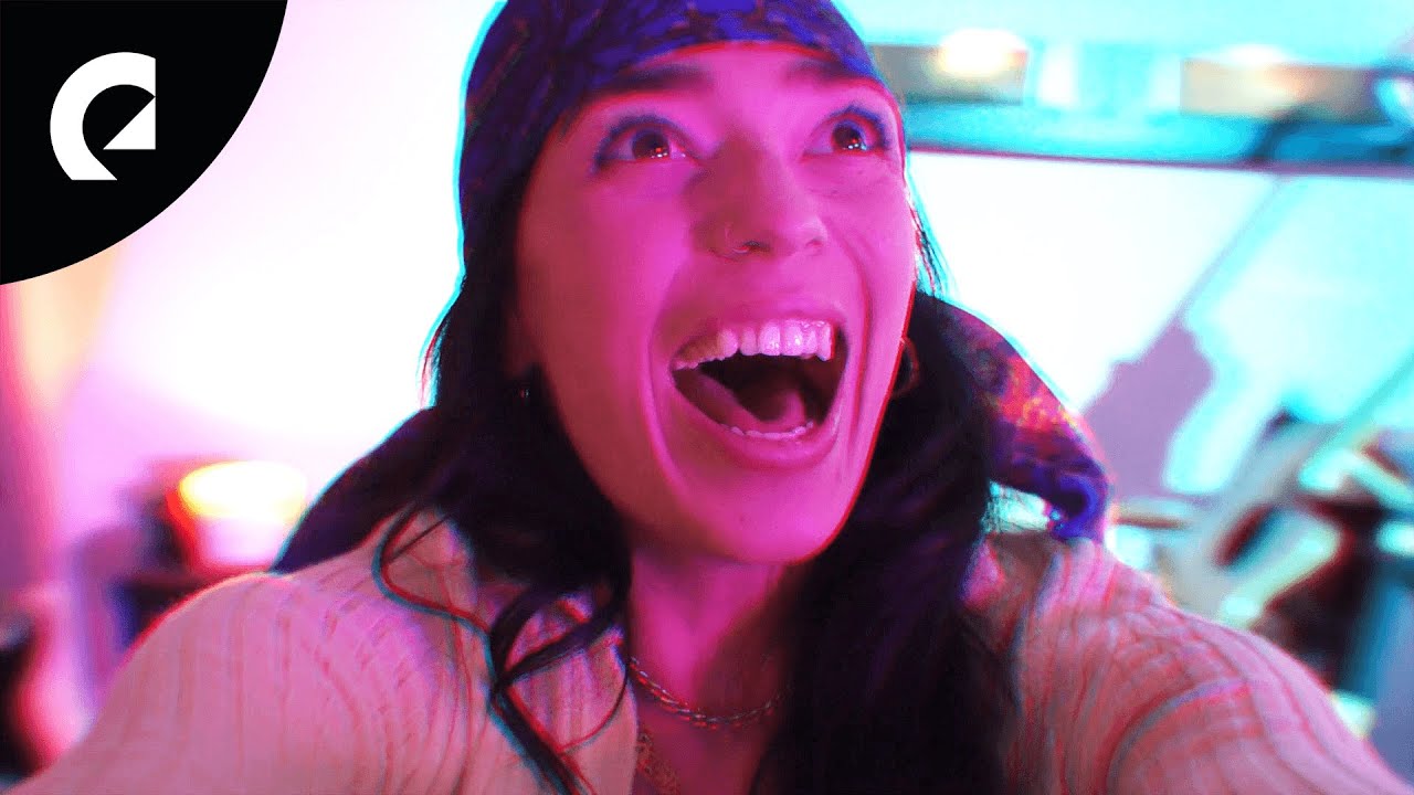 Torii Wolf - Go Quiet (Official Music Video)