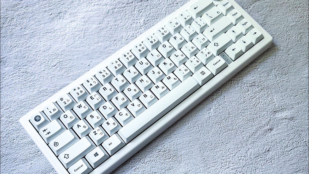 KTT Whites Unlubed left  vs Lubed  switches right comparative GMK67