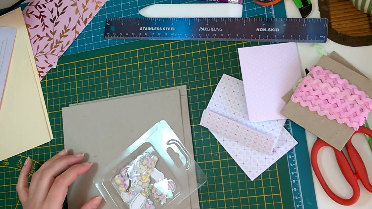 Album, z shakerową okładką, dla małej dziewczynki - tutorial, część 1