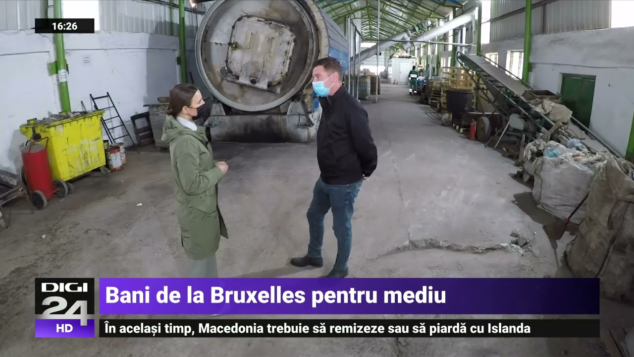 Cum este transformat plasticul în ulei industrial într-un centru de lângă Tulcea