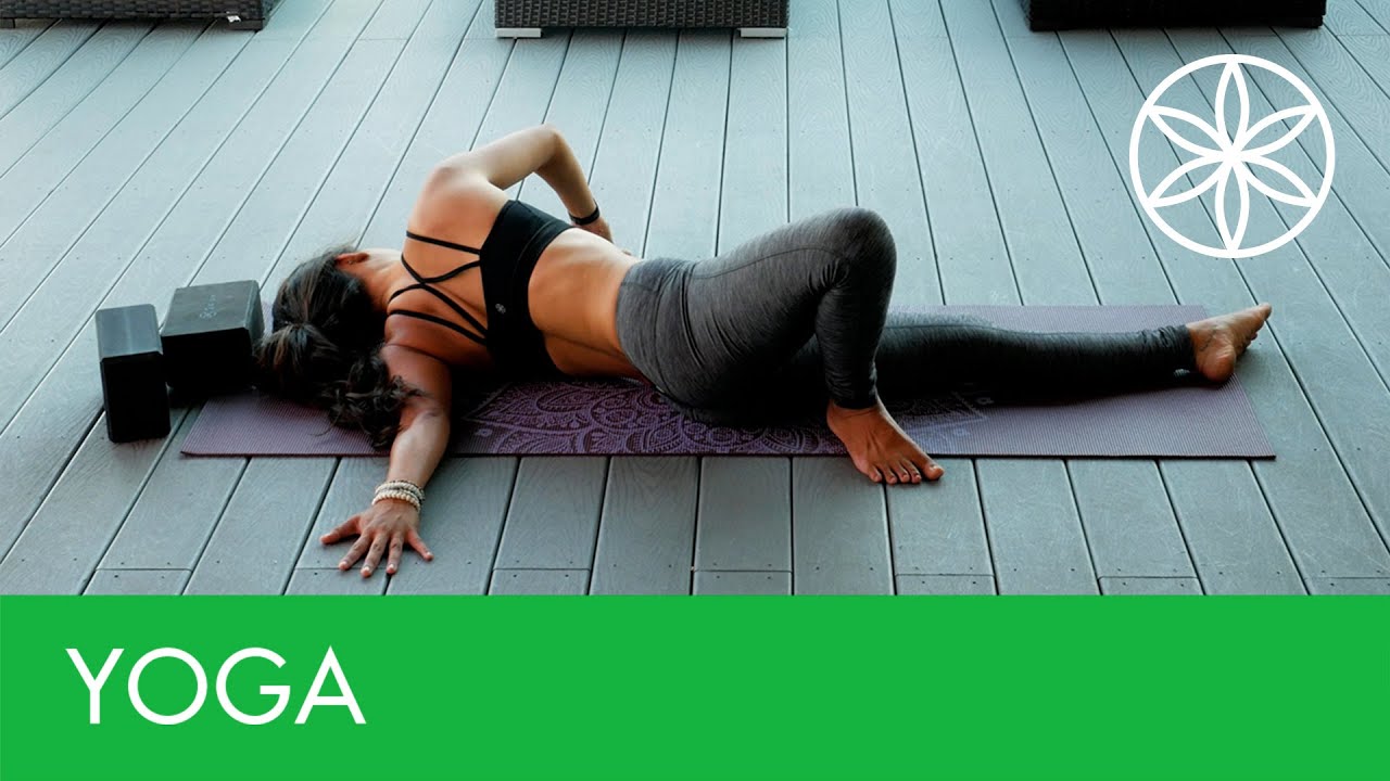 10-Minute Shoulder Opening Flow | Yoga | Gaiam