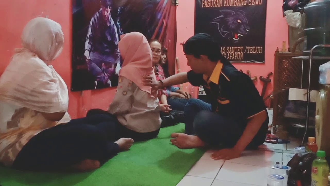 MBAH EKOY YANG SIAP PERANG SANTET