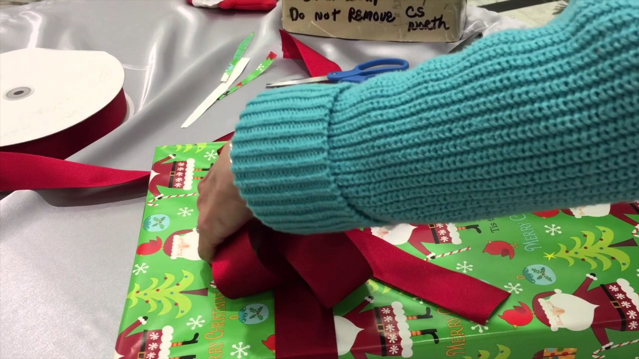 Gift-wrapping tips for holiday packages