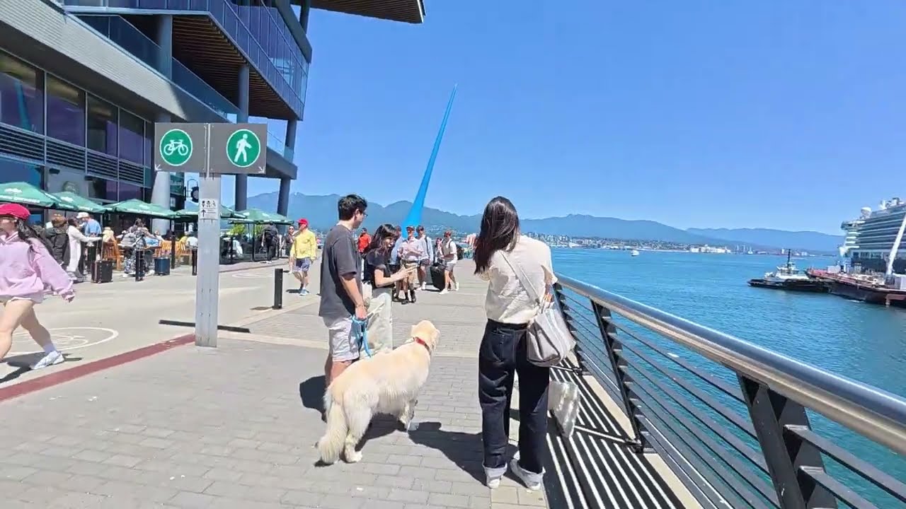Walking Through Downtown Vancouver , Coal Harbour