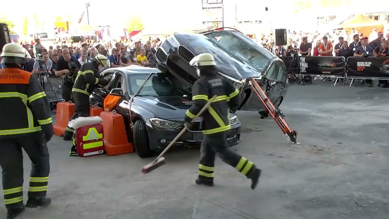 Holmatro Rescue Challenge Run-Off Team 9: Technical Rescue Team Hamburg - Germany