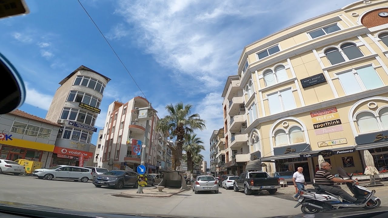 Seferihisar  Center Road View #2 / Seferihisar Merkez Yol Manzarası #2 [ 2.7 K ]