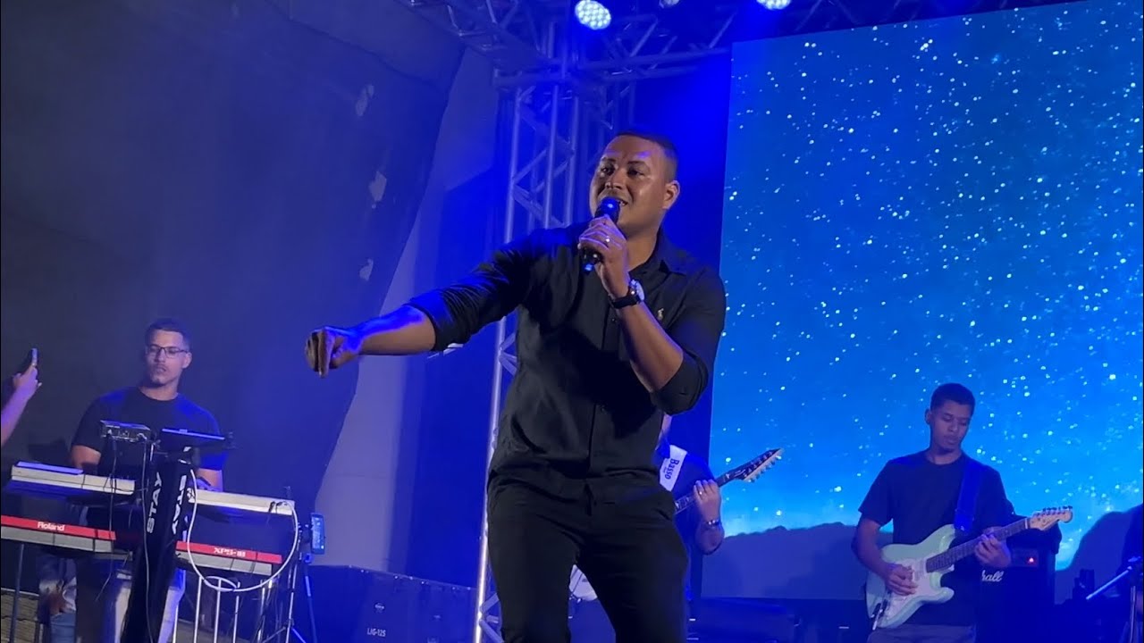 Por isso, a gloria é dele, o domínio é dele/Cover Moab Junior 