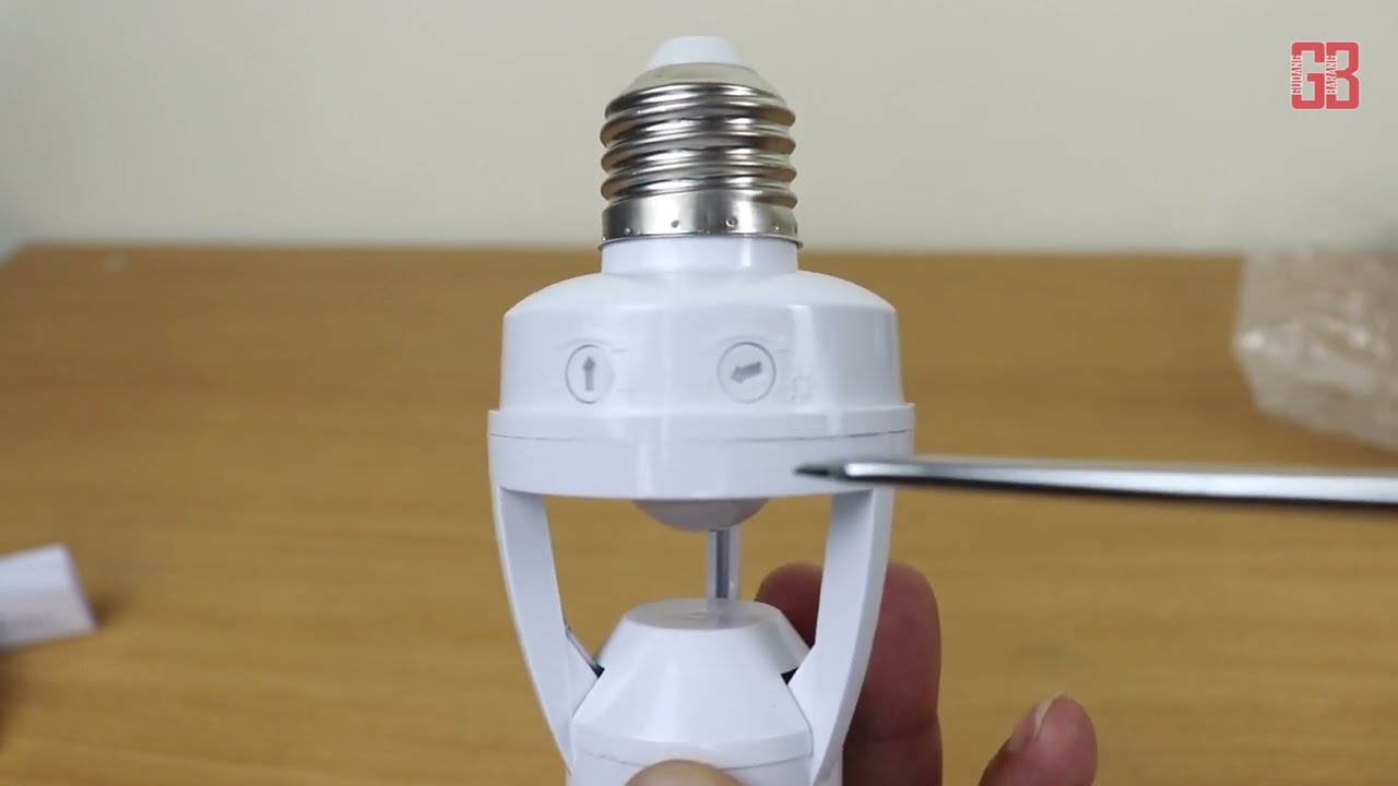Fitting Lampu Pintar Deteksi Gerak Praktis Murah Meriah untuk Saklar Lampu Otomatis | Gudang Barang