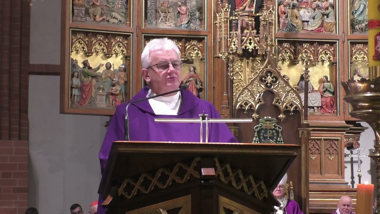 Msza św. żałobna w intencji bp. Juliana Wojtkowskiego; homilia ks. prof. Andrzej Kopiczko