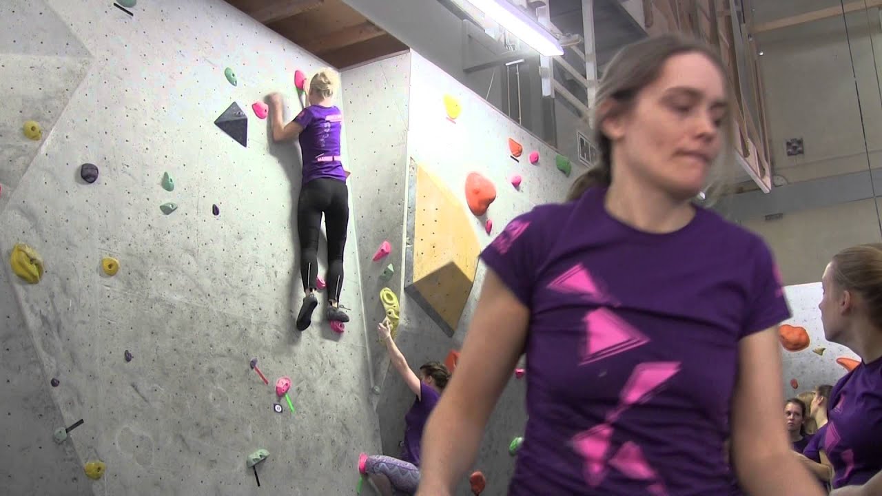 Purple Open: Kl&auml;ttring - bara f&ouml;r tjejer - p&aring; internationella kvinnodagen.