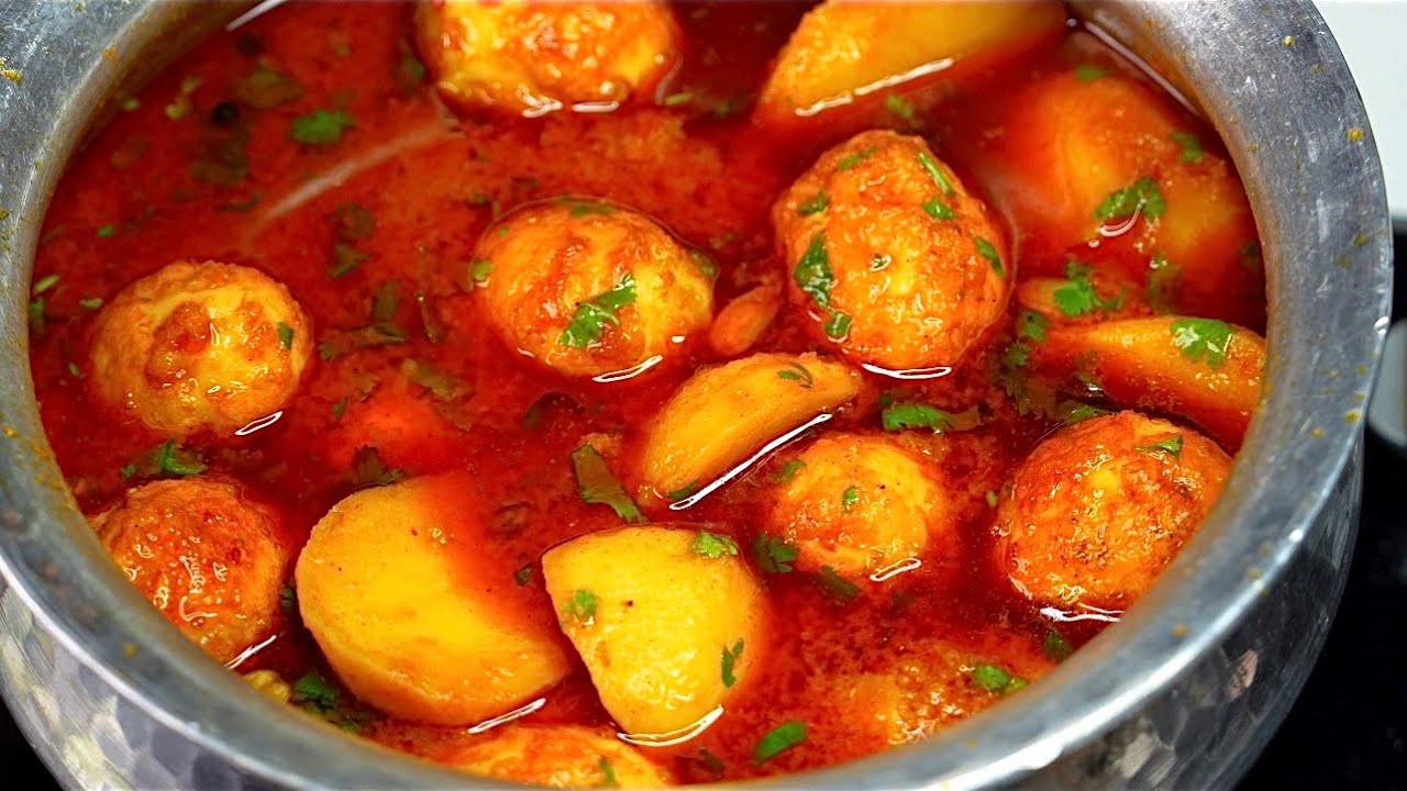 कोरमे जैसा अंडे आलू का सालन मेरी अम्मी के हाथ का Ande Aloo Ka Salan | Traditional Egg Curry Recipe