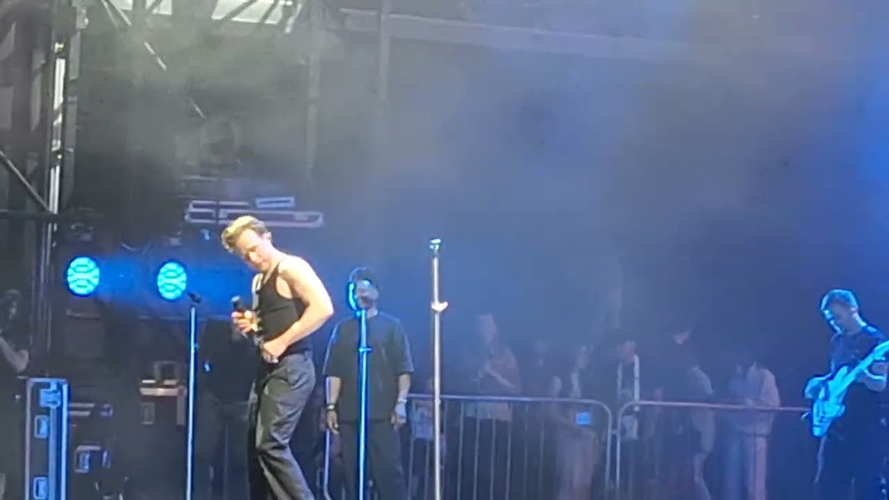 Olly Murs - Troublemaker (Flackstock, Englefield House, 22.07.2024)