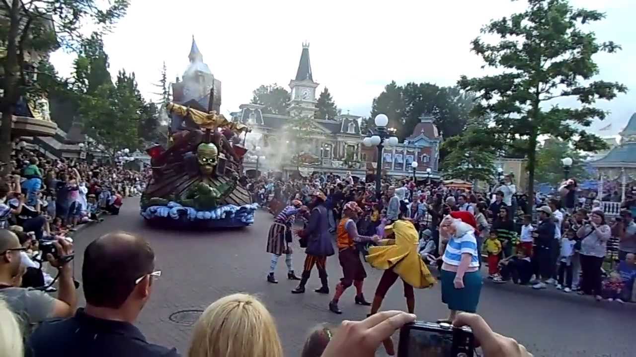 Disneyland Paris 2012 - Magic on Parade
