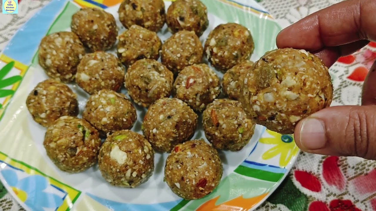 Easy Gondh Ke Laddoo kaise banate hain | Thand ke laddu | Gond Dryfruits Laddu Recipe
