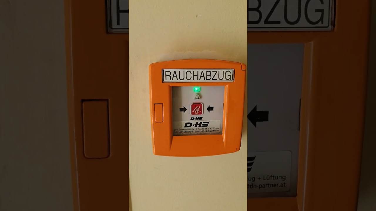 Handfeuermelder Druckknopfmelder &ouml;ffnen, Anleitung f&uuml;r Rauchfangkehrer, Dachdecker und Handwerker 😉