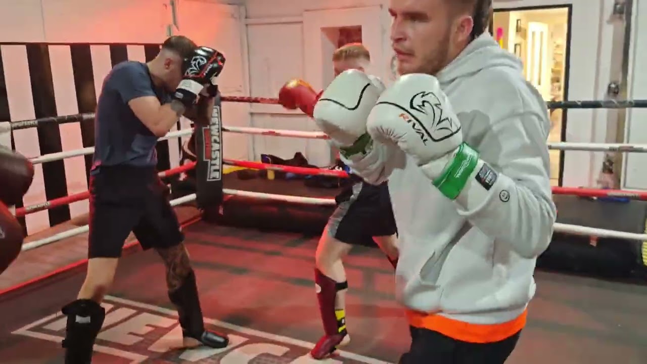 We visited Newcastle Fighters for Sparring 