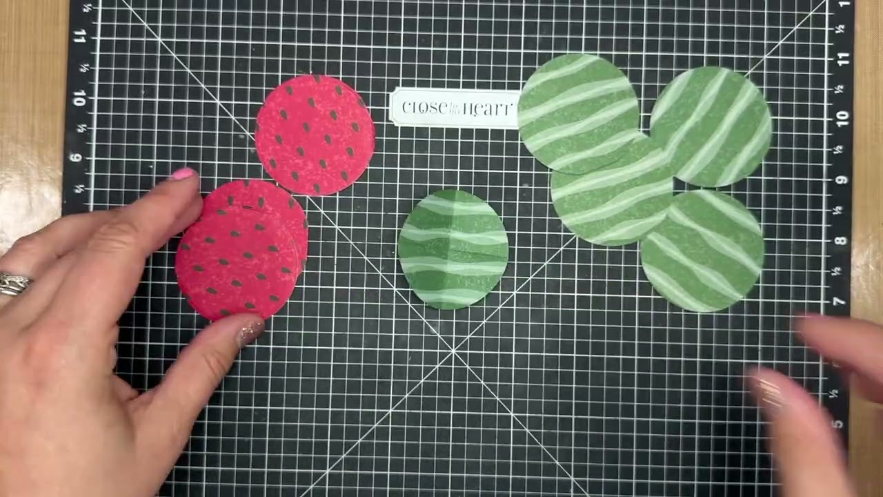 Technique Tuesday #394 - Teabag Circle Fold - Just Say Scrap