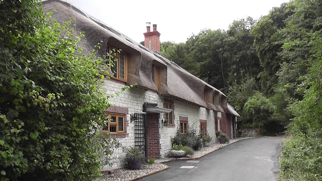 SWC Free Walk 18/The Shipwrights' Way, Petersfield to Rowland's Castle, 18/9/13.