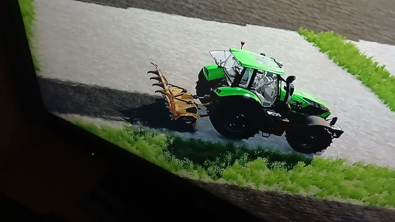 Gérard  9340 ttv warrior deutz-far  équipement forestier pour  faire une pleine 