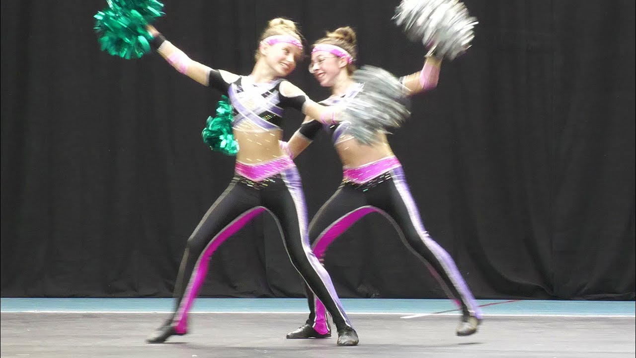 Mażoretki 'MIRAŻ' - Wronki / Majorettes