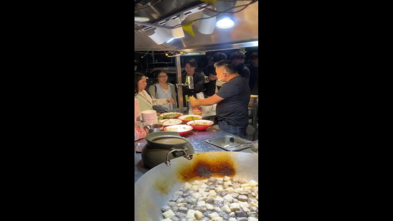 The Street Food Hub – Delicious Food Moments