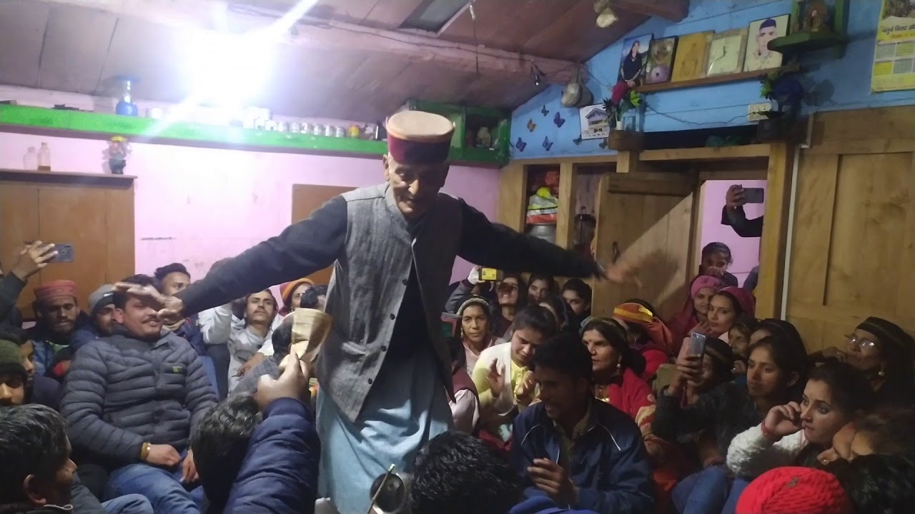 jonsari pahari mehfil dance video 2021.  #jonsari#dance#2021#himachali#song