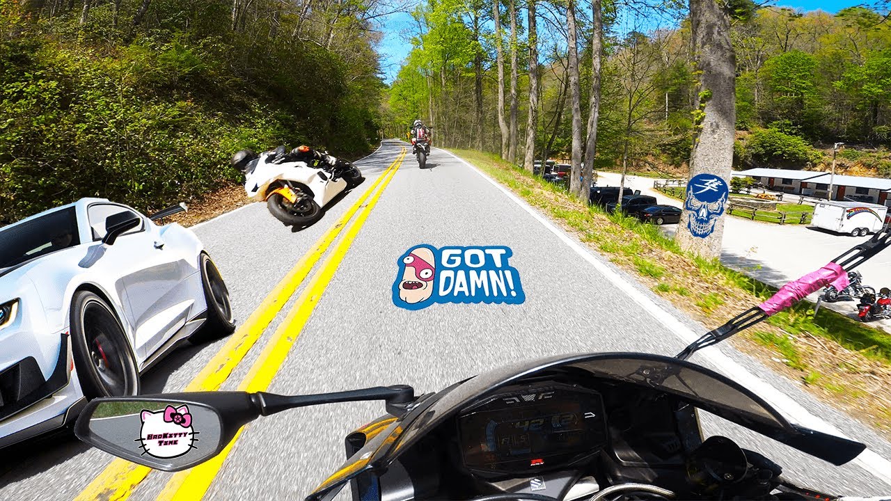 First Run Fast Gsxr1000r chasing S1000rr through Deals gap.