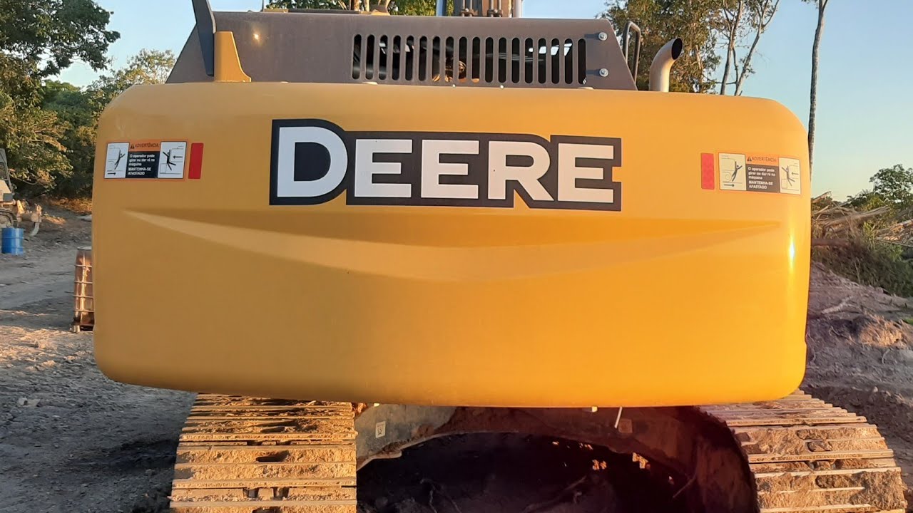 Detalhes da escavadeira John Deere 210GLC !😁