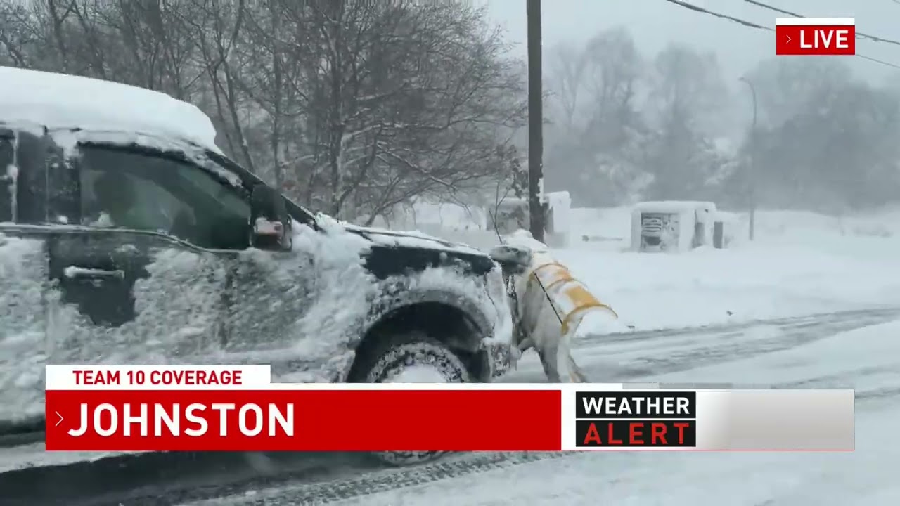 NBC 10 reporter feels 'marooned' trying to drive to work in blizzard