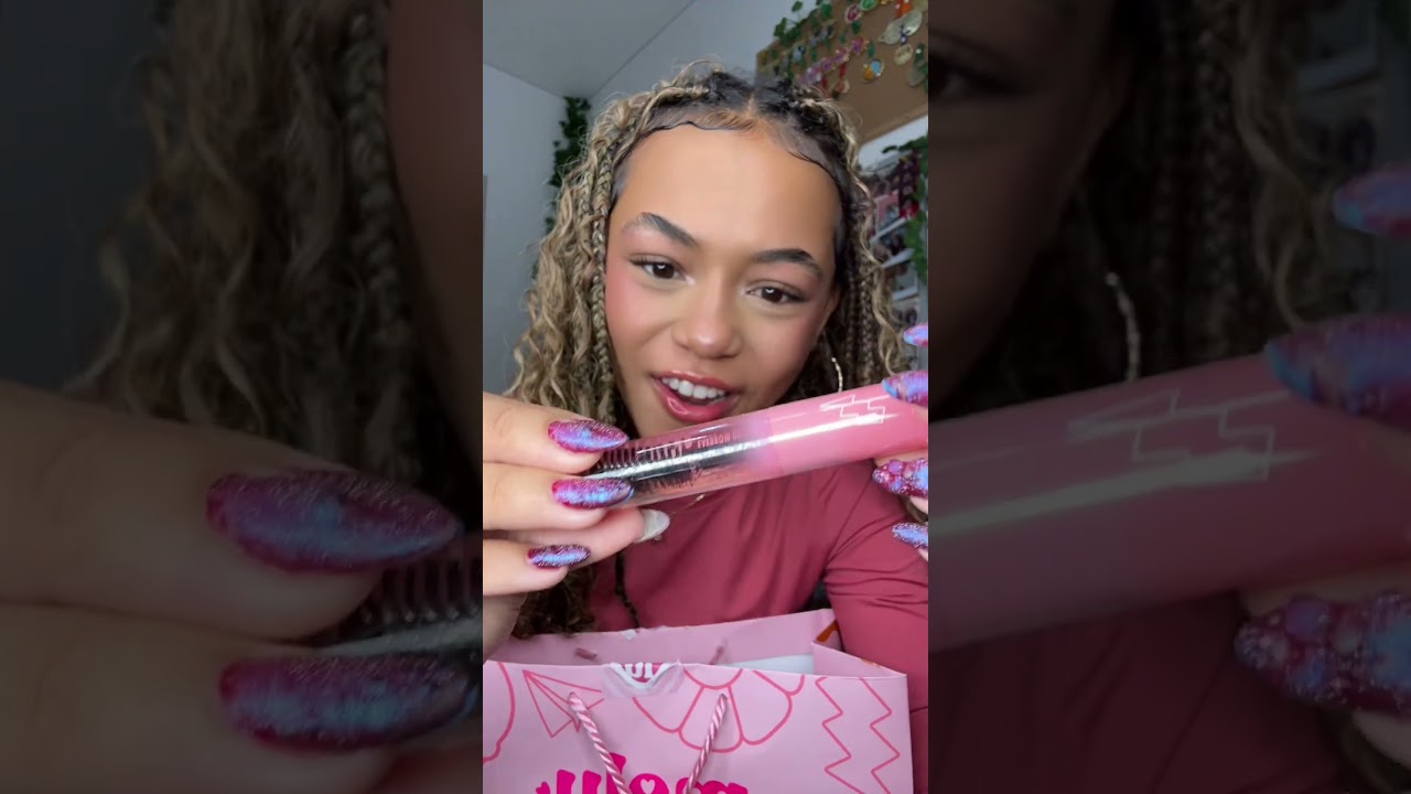 O QUE A LULUCA DEU DE LEMBRANCINHA? #makeup #humor #lembrancinhapersonalizada #lembrancinhas