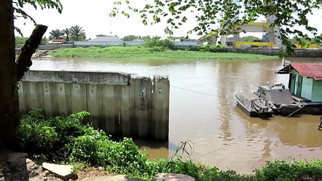 DERMAGA 'PELITA' SUNGAI SIAK  PEKANBARU Tempat Turunnya Lokomotif 'Riau Death Railway'