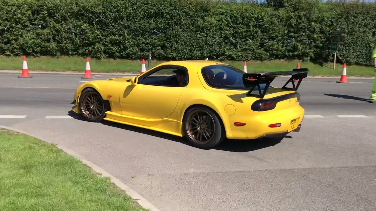 Mazda RX7 Sounds - A Load Of Wankel