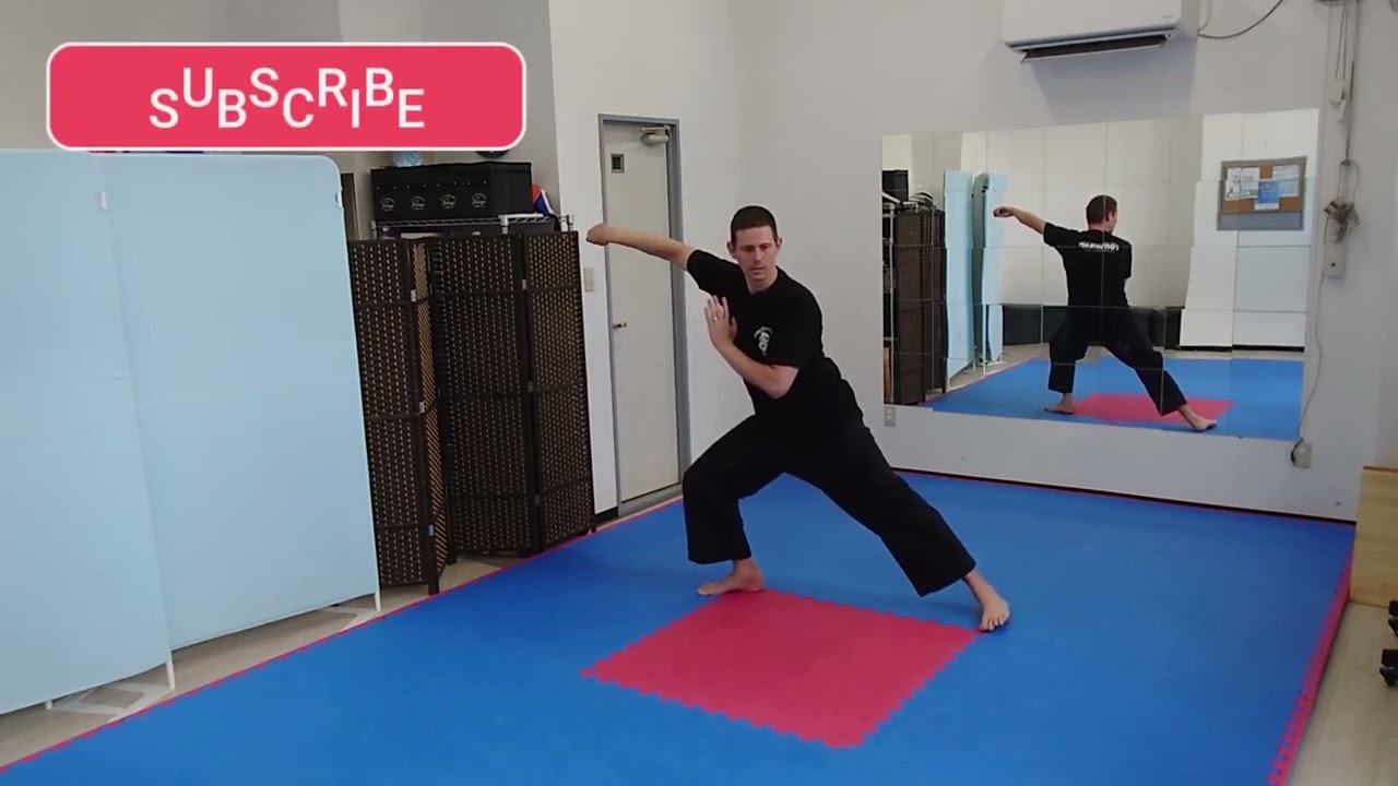 Tai Chi Snake Creeps Down