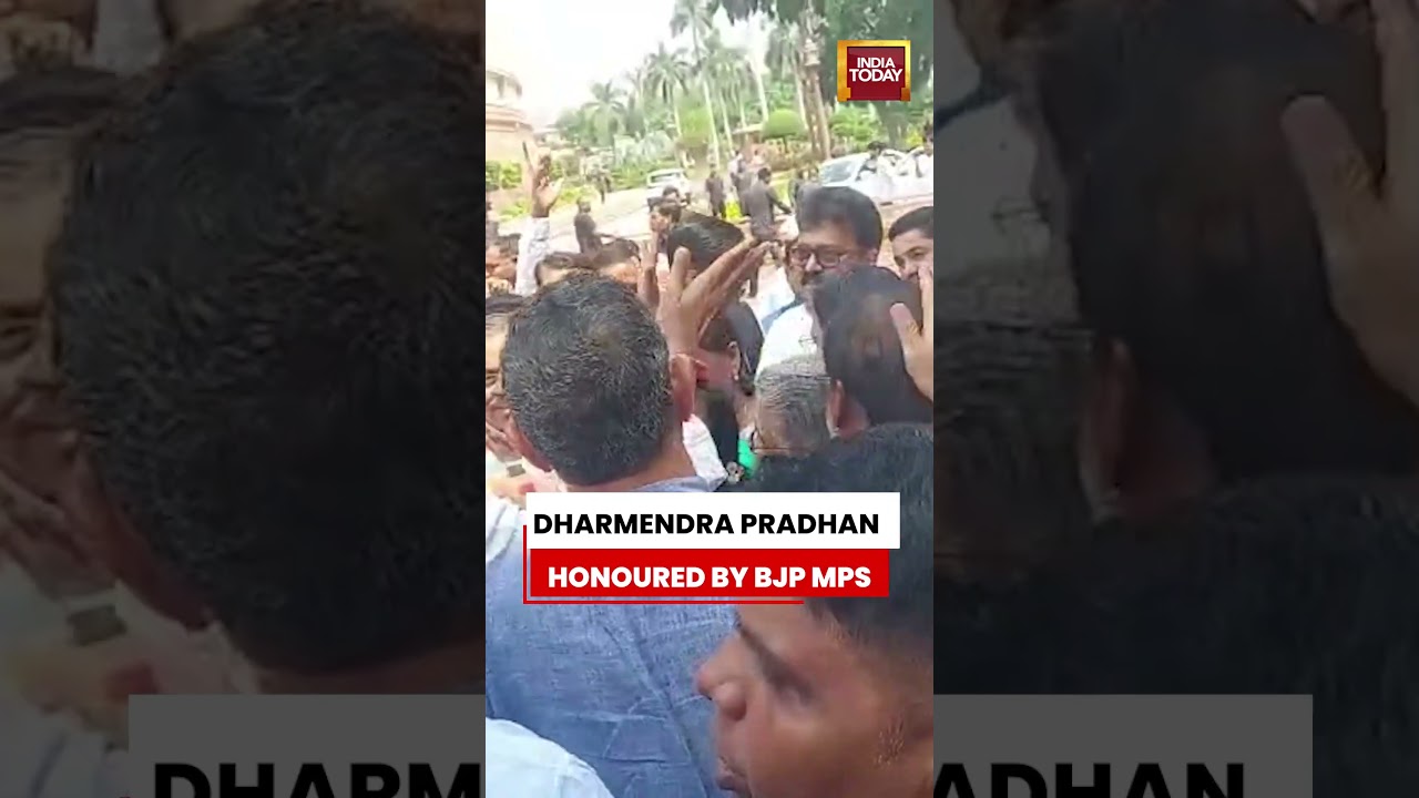 Former Edu Min Dharmendra Pradhan Felicitated By BJP MPs After Parliament Showdown #shorts