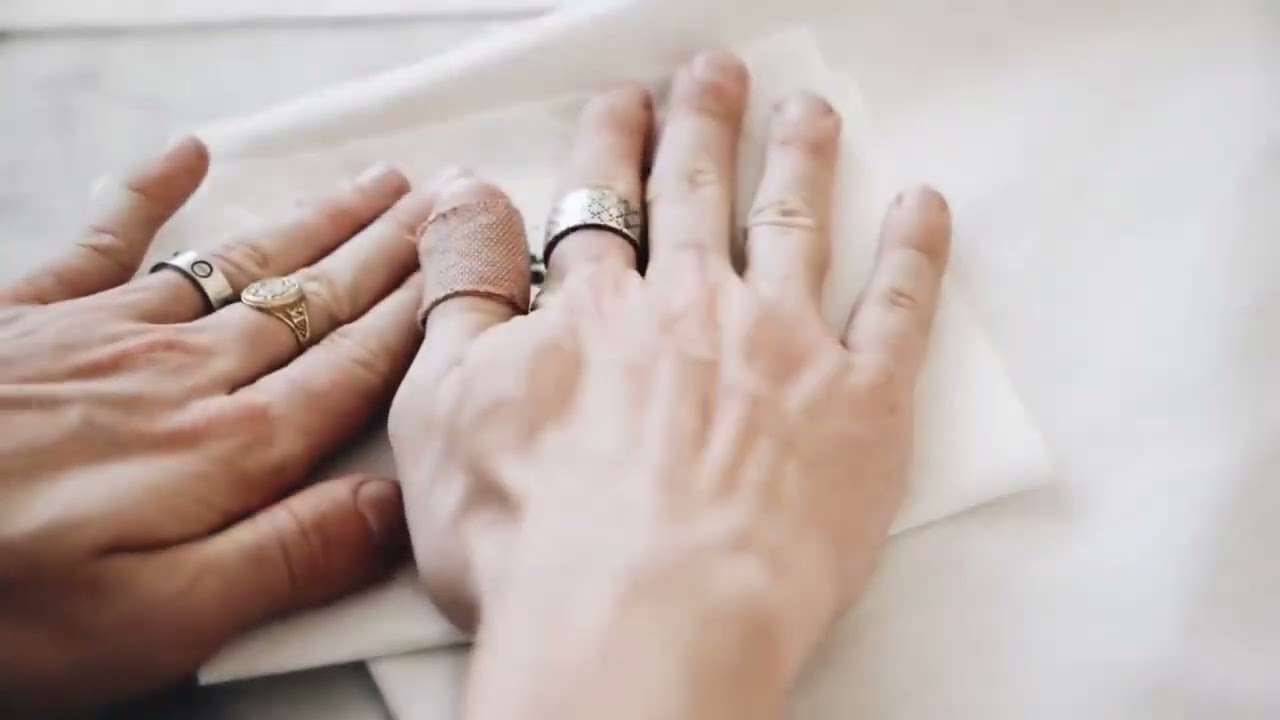 DIY #1 Flower Stamped Pillow.