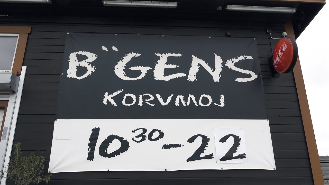 Avsnitt 26. Olof och Johan letar smultronställen. Bögens korvmoj.