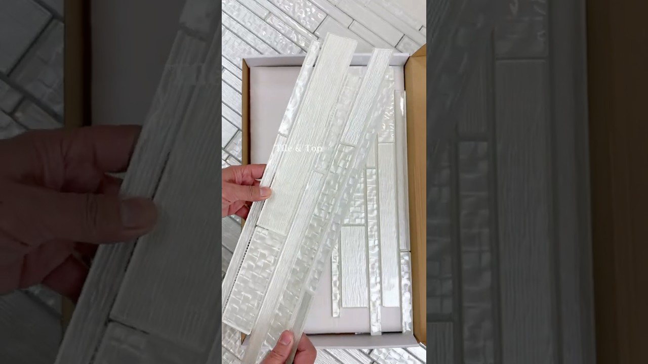 Pure Glass Random Strip Mosaic &ndash; Bright & Modern Tile for Kitchen Backsplash!#walltiles #design