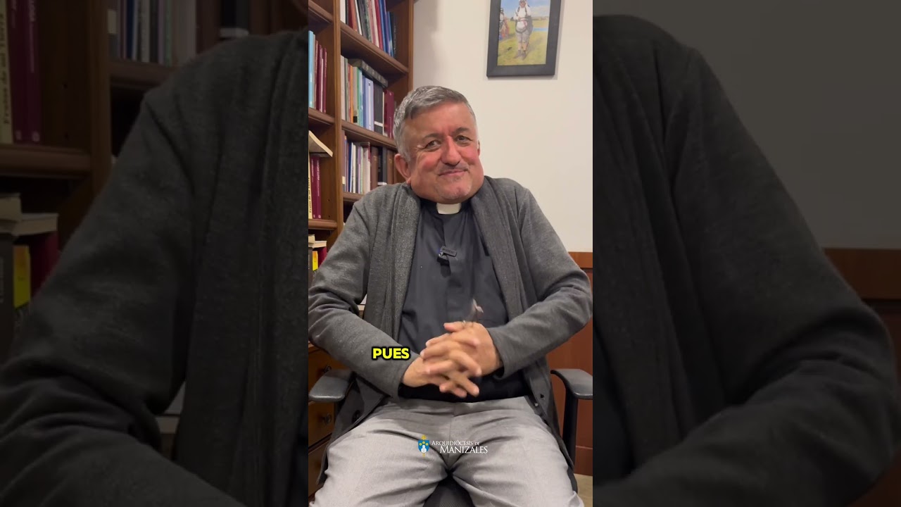 LE TOCÓ EDITAR AL PADRE 😂 #curatuber -  Arquidiocesis de Manizales