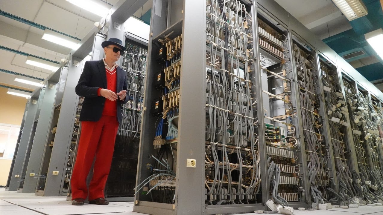 Le Téléphone Urbex - Autocommutateur E10N1 - Caudry 2 (VA22)