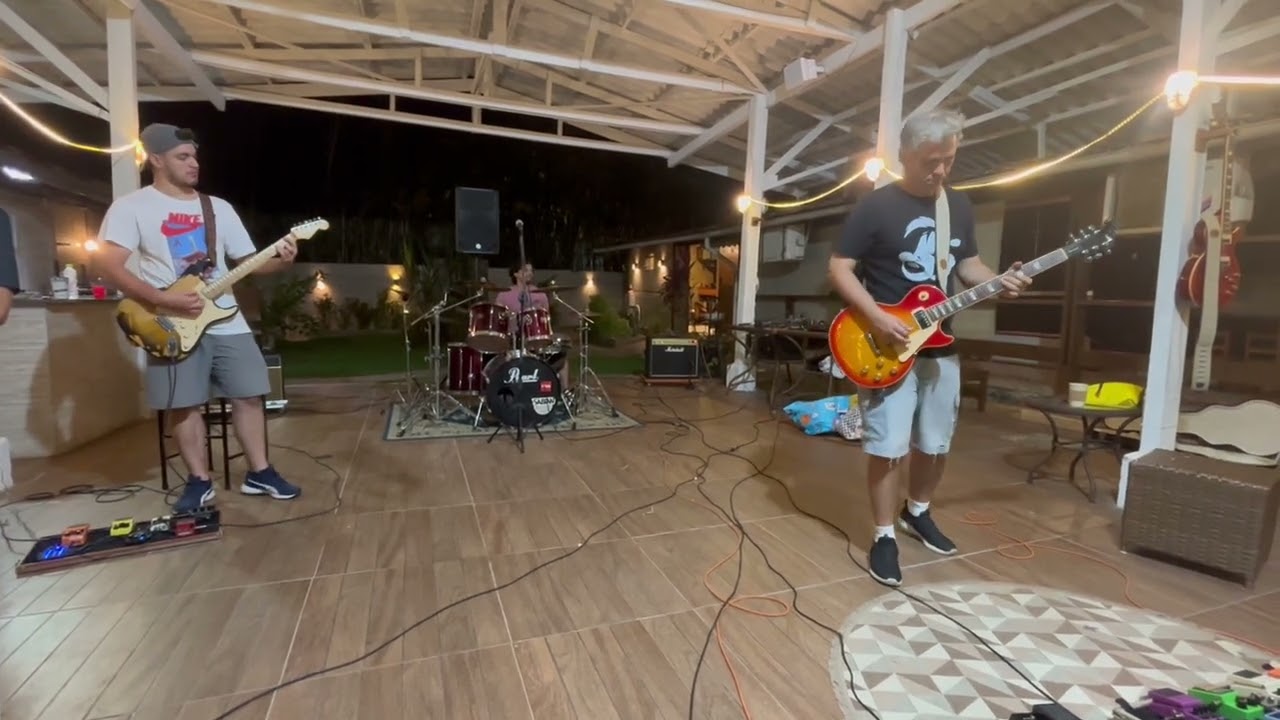 Layla LIVE 