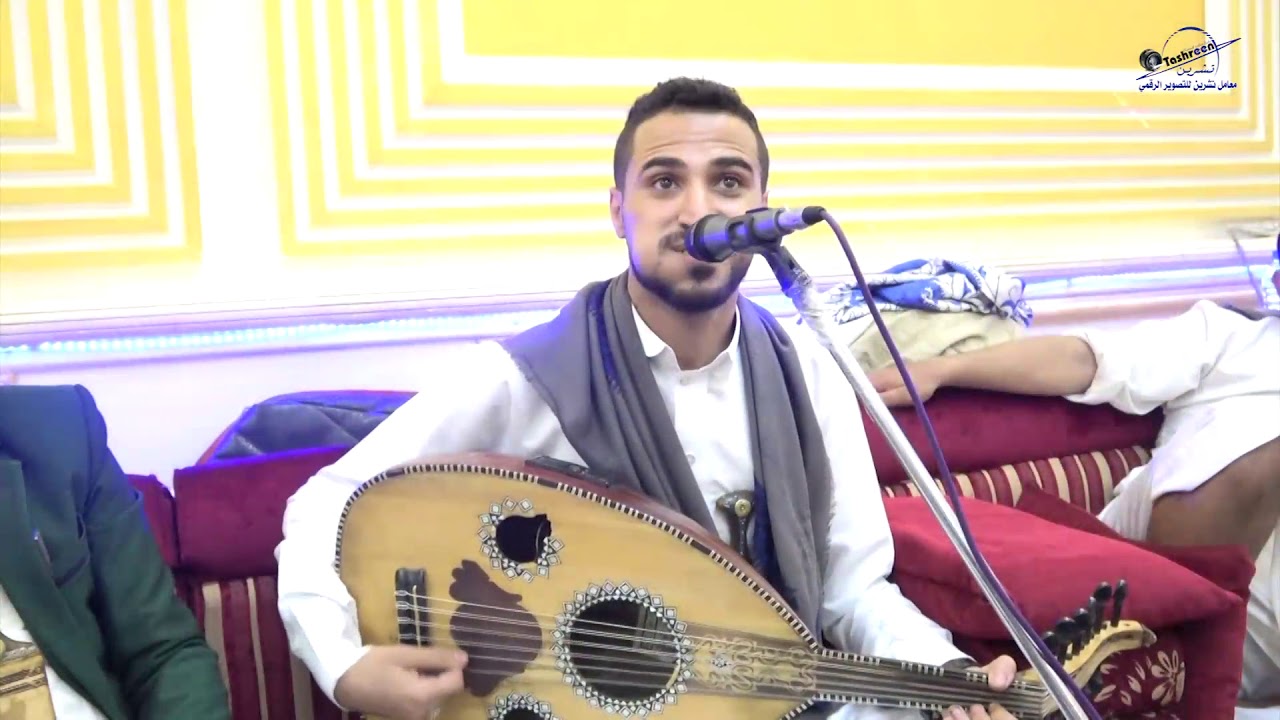 شاهد جنون الرقص اللحجي مع عزف -الفنان محمد عطيفة-.في عرس ال سبا