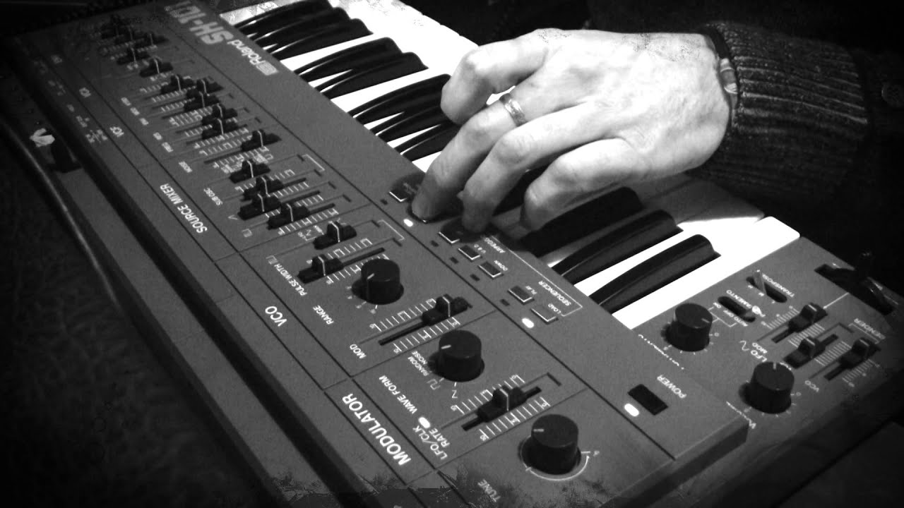 SH101 plays Squarepusher - Theme from Ernest Borgnine