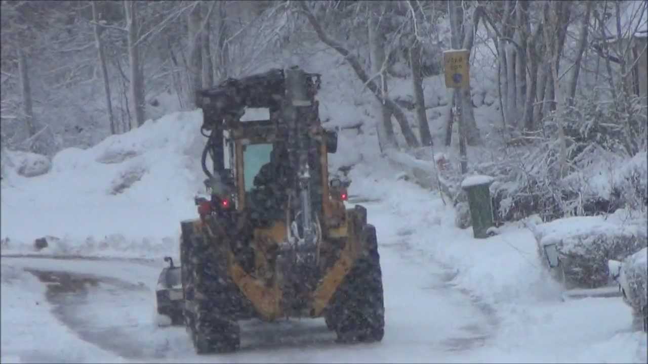Volvo BM EL70C Plows Clip 2