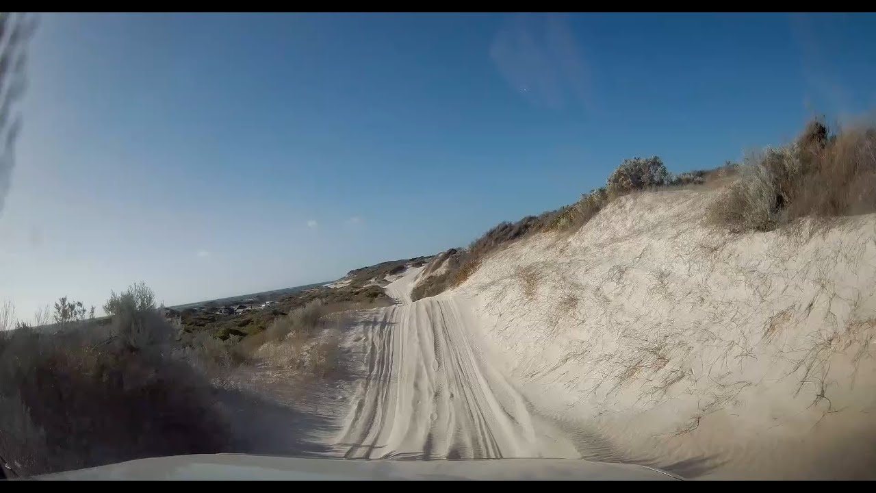 NEARLY getting a caravan bogged near Lancelin sand dunes! (Day 303 / Dec 5, 2020)