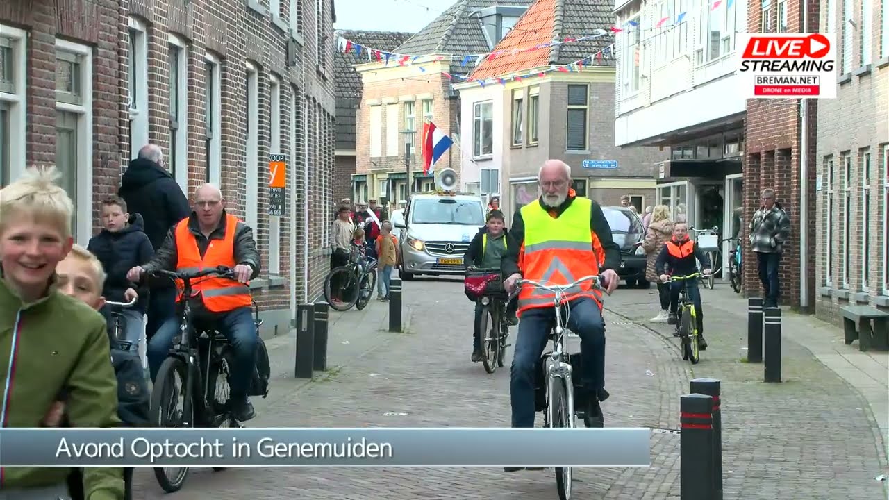 27-04-2023- Optocht avond in Genemuiden