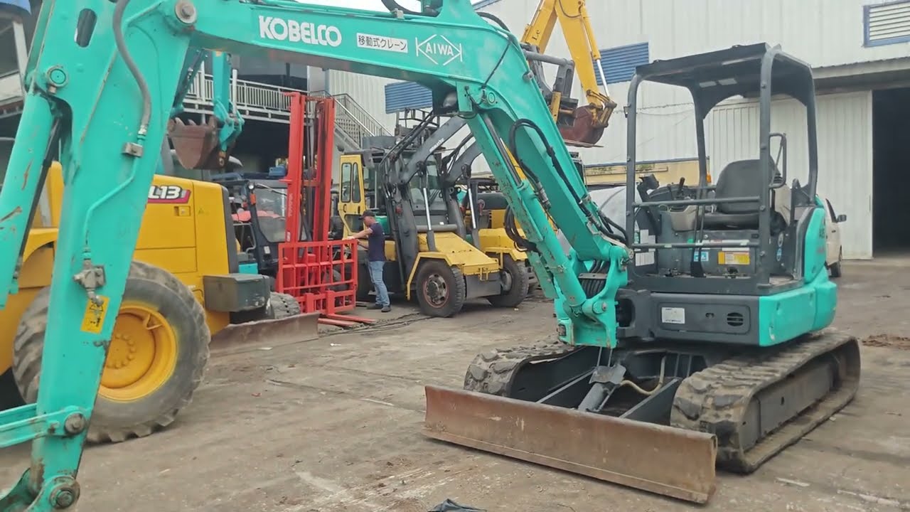 Giới thiệu siêu phẩm máy xúc Kobelco SK55SR-6E cần cứng đường búa AE cần liên hệ: 0988273763