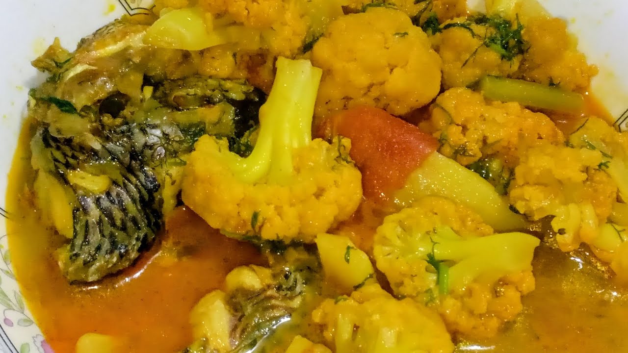  মাছের মাথা দিয়ে ফুলকপি রান্নার রেসিপি।। 😋😋😋